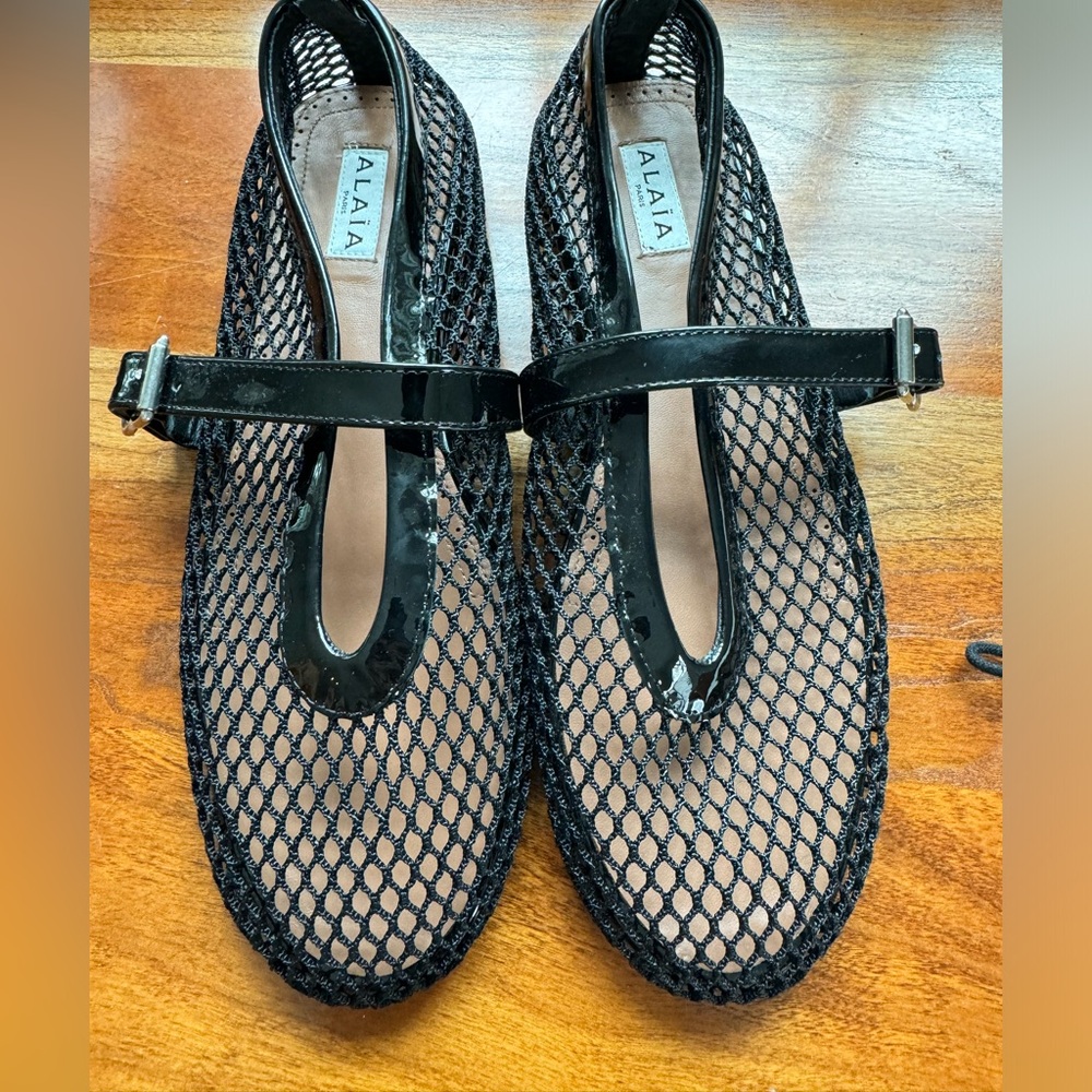 NIB Alaia Black Mesh Mary Jane Ballerina Flats size 39
